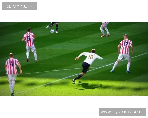 全民足球球星大集合 打造最强梦之队 共筑荣耀足球未来