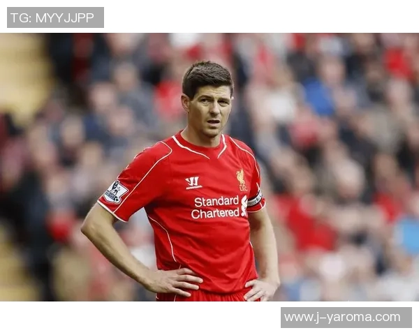 美国足球巨星的成长之路与职业生涯辉煌成就解析 美国足球巨星的成长之路与职业生涯辉煌成就解析