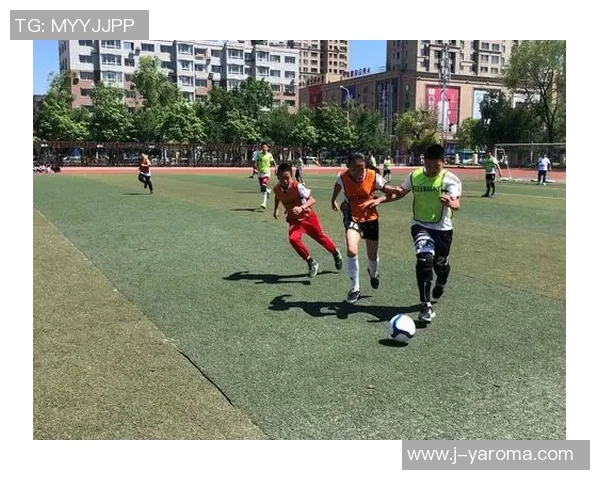 中国四大足球明星崛起之路从青涩少年到国际赛场的辉煌历程